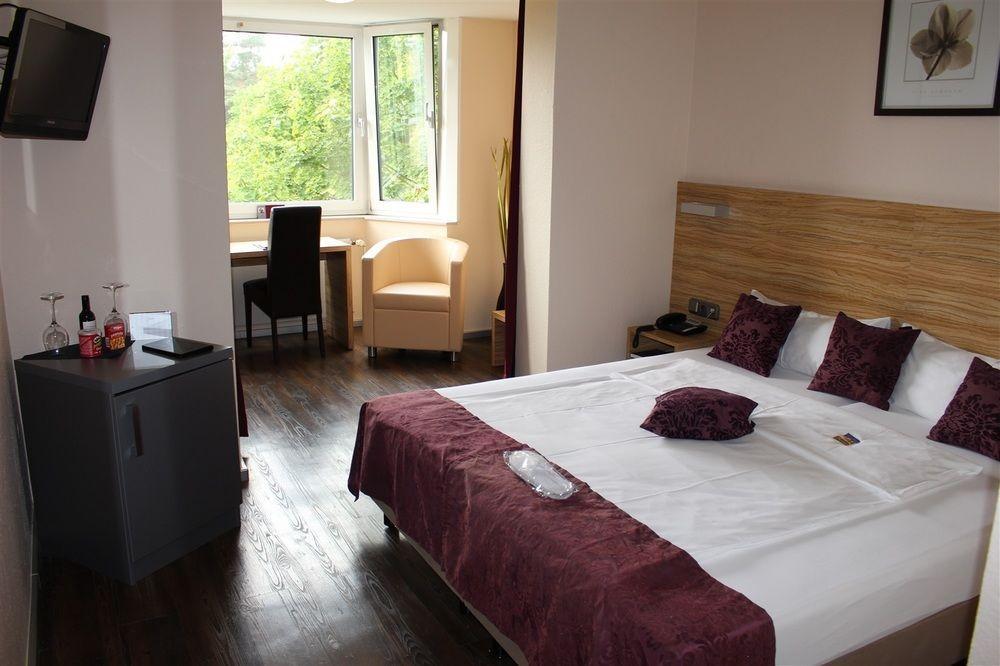 Hotel Bonjour Bad Soden am Taunus Exteriér fotografie