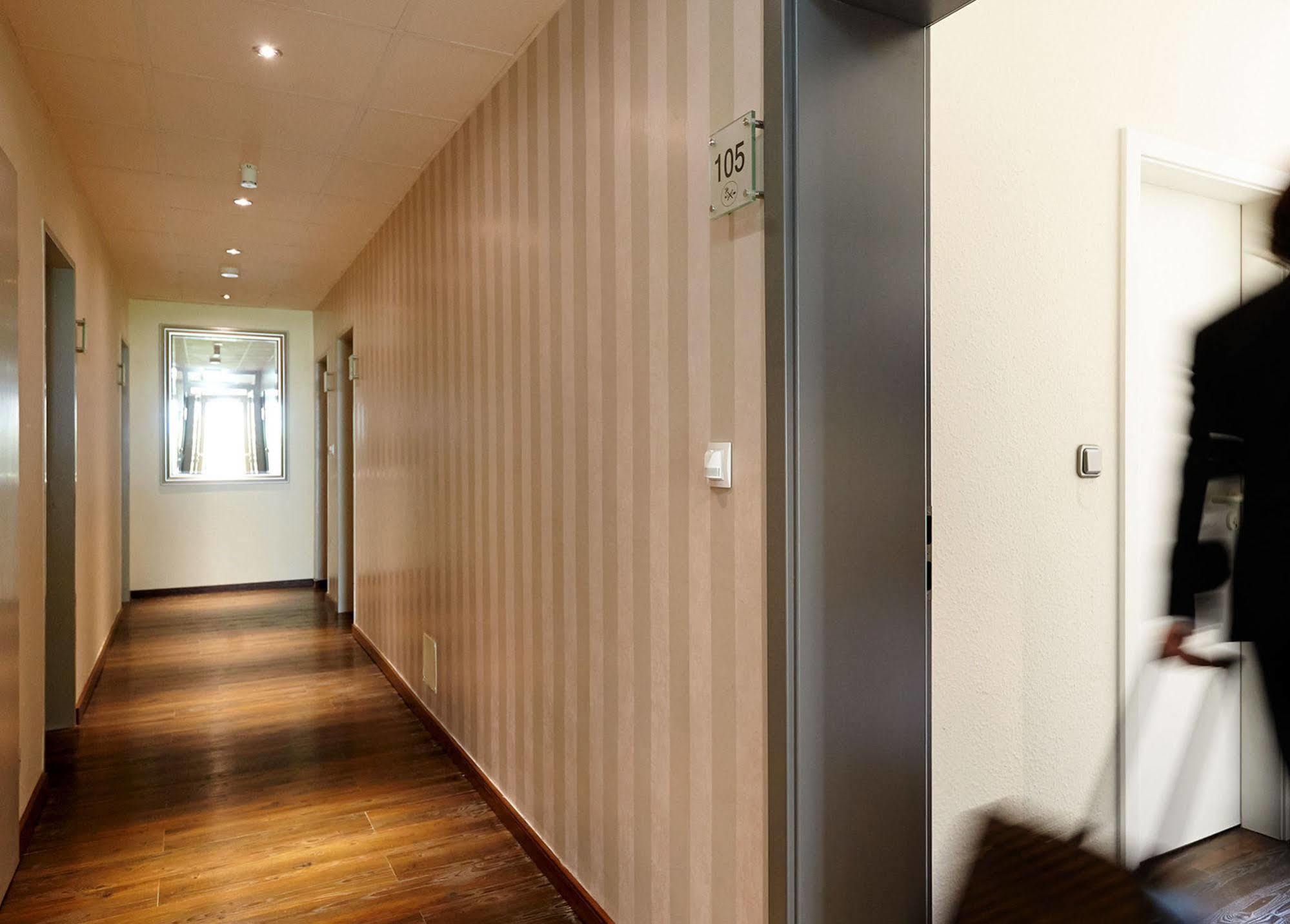 Hotel Bonjour Bad Soden am Taunus Exteriér fotografie